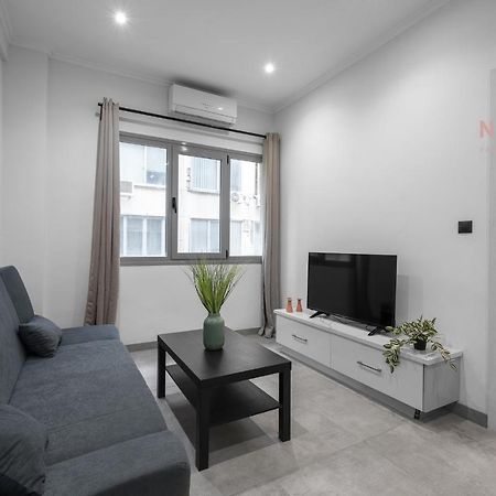 B&W, Nilie Hospitality Mgmt Apartment Tesalonika Bagian luar foto
