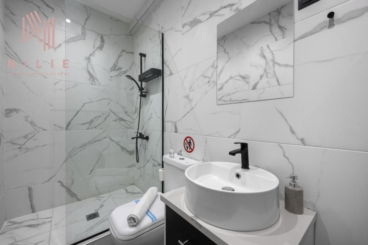 B&W, Nilie Hospitality Mgmt Apartment Tesalonika Bagian luar foto