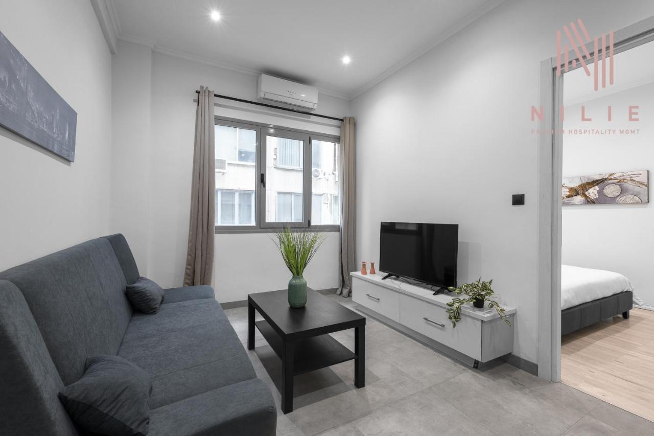 B&W, Nilie Hospitality Mgmt Apartment Tesalonika Bagian luar foto